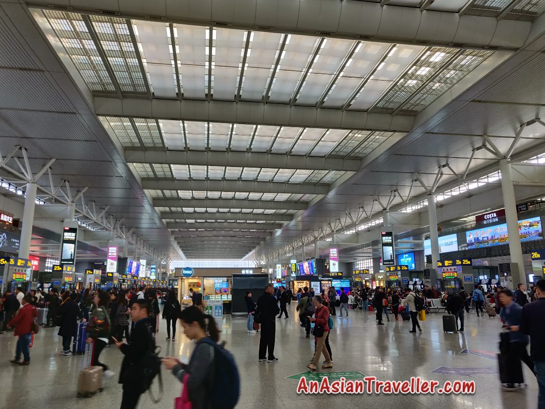 A Journey On The Chinese Bullet Train - Chronicles Of A World Traveller